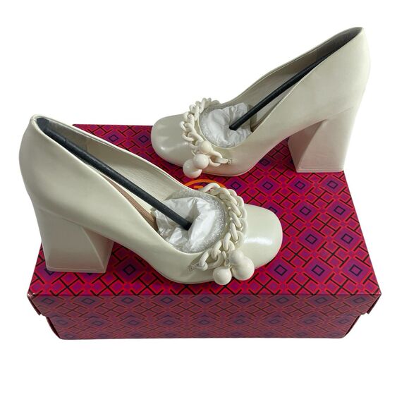 NIB TORY BURCH Ivory Addison Pump Box Calf Heels Women’s Sz 5.5 Shoes NEW 44916 - Picture 1 of 13